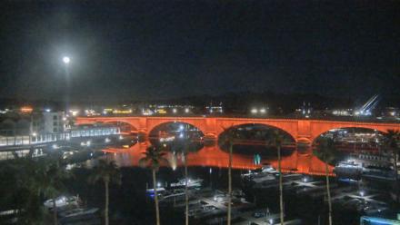 Lake Havasu London Bridge Live Webcam - Oct 6, 2025, 5:22am MST
