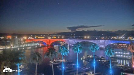 Lake Havasu London Bridge Live Webcam - Jun 13, 2026, 8:43pm MST