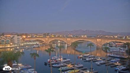 Lake Havasu London Bridge Live Webcam - Sep 20, 2026, 6:01am MST