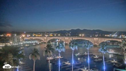 Lake Havasu London Bridge Live Webcam - May 26, 2026, 8:31pm MST