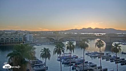 Lake Havasu London Bridge Live Webcam - Jul 2, 2026, 7:51pm MST