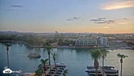 Lake Havasu London Bridge Live Webcam - Jul 23, 2026, 7:49pm MST