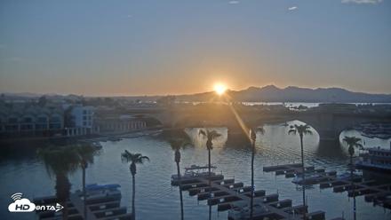 Lake Havasu London Bridge Live Webcam - Aug 5, 2026, 7:24pm MST