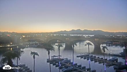 Lake Havasu London Bridge Live Webcam - Sep 3, 2026, 7:21pm MST