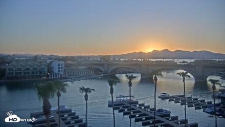Lake Havasu London Bridge Live Webcam - Jul 22, 2026, 7:40pm MST