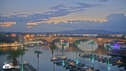Lake Havasu London Bridge Live Webcam - Aug 10, 2026, 7:55pm MST