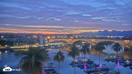 Lake Havasu London Bridge Live Webcam - Jun 8, 2026, 8:15pm MST