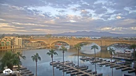 Lake Havasu London Bridge Live Webcam - Oct 12, 2026, 7:13am MST