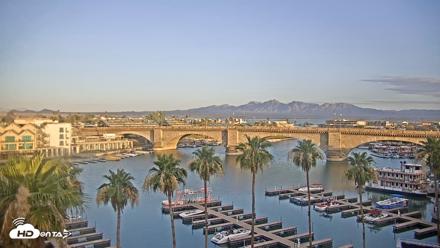 Lake Havasu London Bridge Live Webcam - May 29, 2026, 5:57am MST