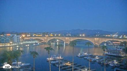 Lake Havasu London Bridge Live Webcam - Sep 16, 2026, 5:53am MST