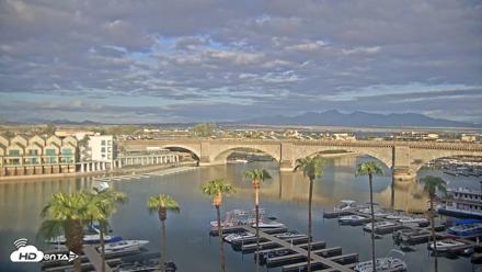 Lake Havasu London Bridge Live Webcam - Sep 17, 2026, 7:13am MST