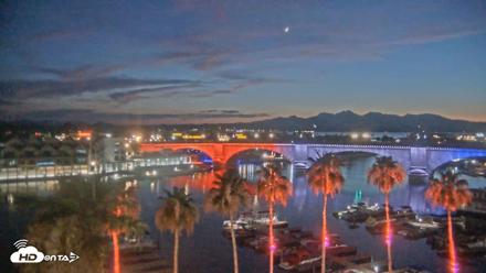 Lake Havasu London Bridge Live Webcam - Jun 16, 2026, 8:39pm MST