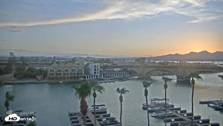Lake Havasu London Bridge Live Webcam - Jul 15, 2026, 7:46pm MST