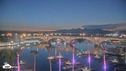 Lake Havasu London Bridge Live Webcam - Aug 24, 2026, 7:56pm MST