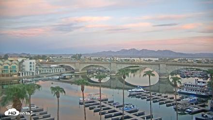 Lake Havasu London Bridge Live Webcam - Sep 8, 2026, 6:13am MST