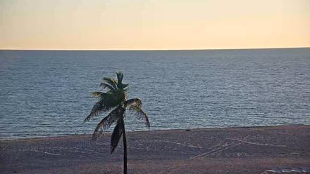 Sanibel Island Flordia Live Webcam - Oct 15, 2025, 6:30pm EDT