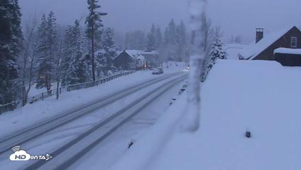 Cobblestone Center - Tahoe City Live Webcam - Apr 12, 2026, 7:35pm PDT