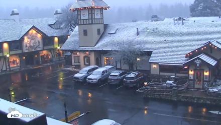Cobblestone Center - Tahoe City Live Webcam - Apr 21, 2026, 7:43pm PDT