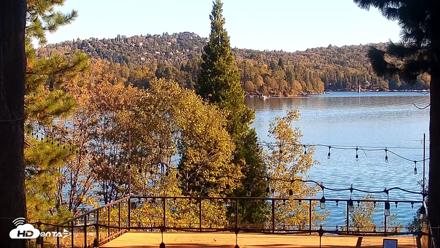 Lake Arrowhead Resort & Spa Live Webcam - Oct 19, 2026, 9:38am PDT