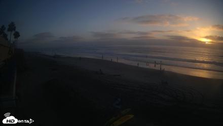 17th St. Del Mar Beach - 4K SW Live Webcam - Sep 30, 2026, 6:22pm PDT