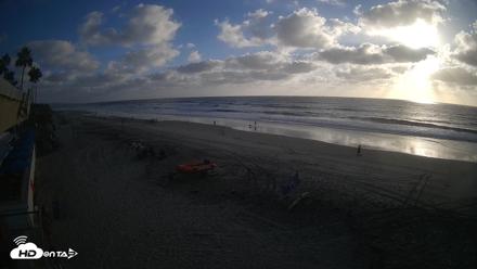 17th St. Del Mar Beach - 4K SW Live Webcam - Sep 28, 2026, 5:42pm PDT