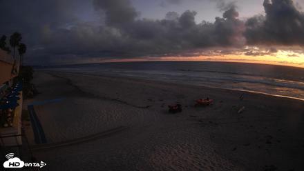17th St. Del Mar Beach - 4K SW Live Webcam - Apr 21, 2026, 7:40pm PDT