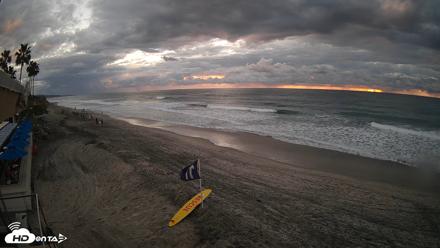 17th St. Del Mar Beach - 4K SW Live Webcam - Oct 23, 2026, 5:58pm PDT