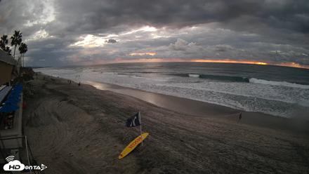 17th St. Del Mar Beach - 4K SW Live Webcam - Oct 23, 2026, 6:00pm PDT