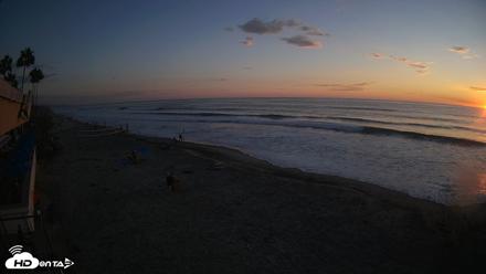 17th St. Del Mar Beach - 4K SW Live Webcam - Sep 9, 2026, 7:01pm PDT