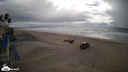 17th St. Del Mar Beach - 4K SW Live Webcam - Apr 12, 2026, 3:46pm PDT