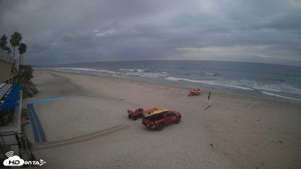 17th St. Del Mar Beach - 4K SW Live Webcam - Apr 25, 2026, 6:32pm PDT
