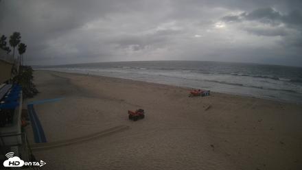 17th St. Del Mar Beach - 4K SW Live Webcam - Apr 25, 2026, 5:37pm PDT