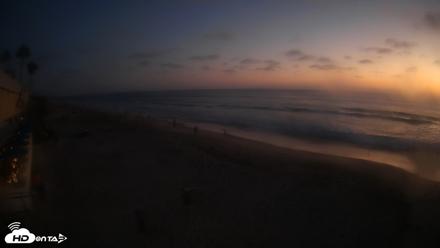 17th St. Del Mar Beach - 4K SW Live Webcam - Aug 7, 2026, 8:04pm PDT