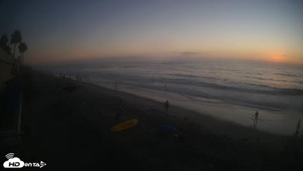 17th St. Del Mar Beach - 4K SW Live Webcam - Oct 8, 2026, 6:27pm PDT