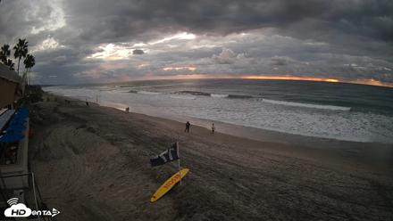 17th St. Del Mar Beach - 4K SW Live Webcam - Oct 23, 2026, 6:02pm PDT