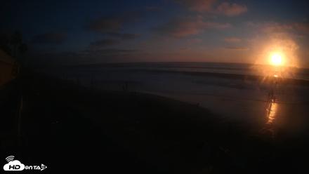 17th St. Del Mar Beach - 4K SW Live Webcam - Oct 9, 2026, 6:12pm PDT