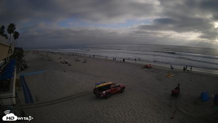 17th St. Del Mar Beach - 4K SW Live Webcam - May 9, 2026, 6:22pm PDT