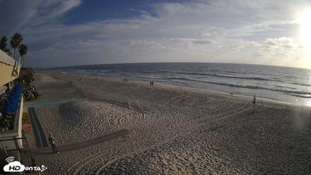 17th St. Del Mar Beach - 4K SW Live Webcam - Apr 29, 2026, 6:27pm PDT