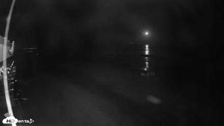 17th St. Del Mar Beach - 4K SW Live Webcam - Oct 17, 2026, 10:48pm PDT