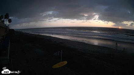 17th St. Del Mar Beach - 4K SW Live Webcam - Oct 12, 2026, 6:17pm PDT