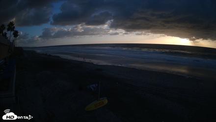 17th St. Del Mar Beach - 4K SW Live Webcam - Oct 12, 2026, 5:51pm PDT