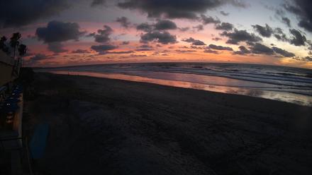 17th St. Del Mar Beach - 4K SW Live Webcam - Feb 18, 2026, 5:49pm PST