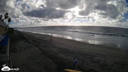 17th St. Del Mar Beach - 4K SW Live Webcam - Oct 22, 2026, 3:30pm PDT