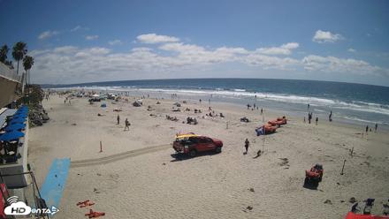 17th St. Del Mar Beach - 4K SW Live Webcam - May 25, 2026, 2:29pm PDT