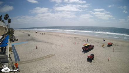 17th St. Del Mar Beach - 4K SW Live Webcam - Apr 30, 2026, 2:49pm PDT