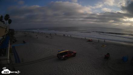 17th St. Del Mar Beach - 4K SW Live Webcam - May 9, 2026, 6:40pm PDT