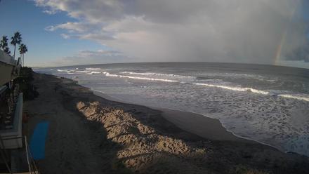 17th St. Del Mar Beach - 4K SW Live Webcam - Nov 18, 2025, 7:23am PST