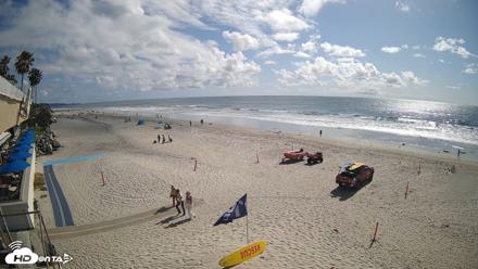 17th St. Del Mar Beach - 4K SW Live Webcam - Apr 26, 2026, 4:01pm PDT