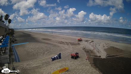 17th St. Del Mar Beach - 4K SW Live Webcam - May 5, 2026, 11:19am PDT