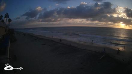 17th St. Del Mar Beach - 4K SW Live Webcam - Sep 21, 2026, 6:19pm PDT